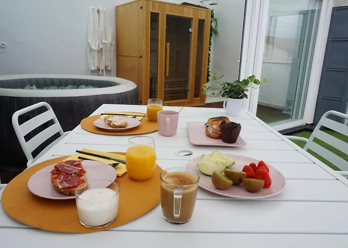 Casa Relojero * Zarza-Capilla