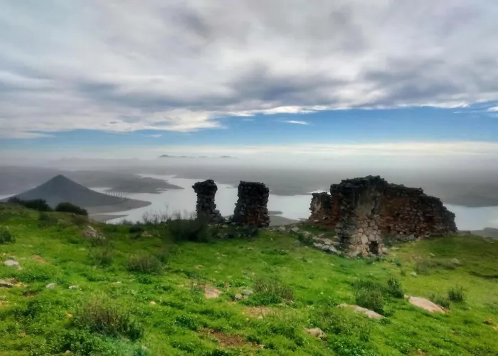 Casa Relojero * Zarza-Capilla